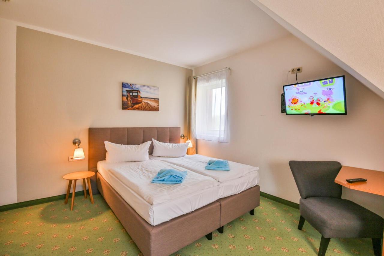 Hotel Und Restaurant "Zur Zwiebel" Peenemunde Ngoại thất bức ảnh
