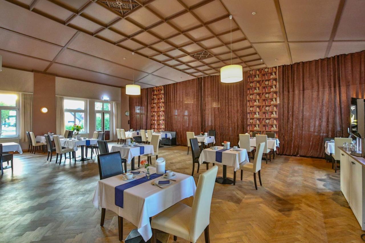 Hotel Und Restaurant "Zur Zwiebel" Peenemunde Ngoại thất bức ảnh