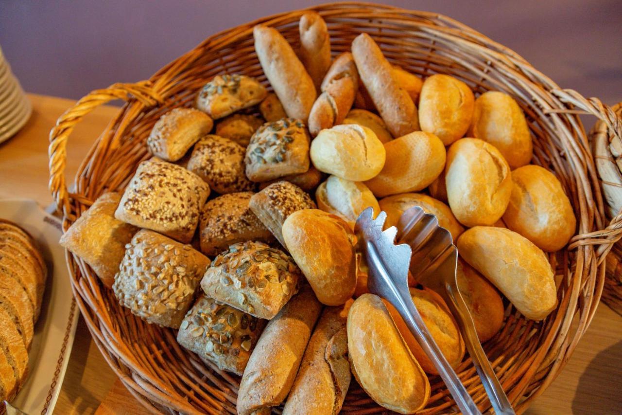 Hotel Und Restaurant "Zur Zwiebel" Peenemunde Ngoại thất bức ảnh